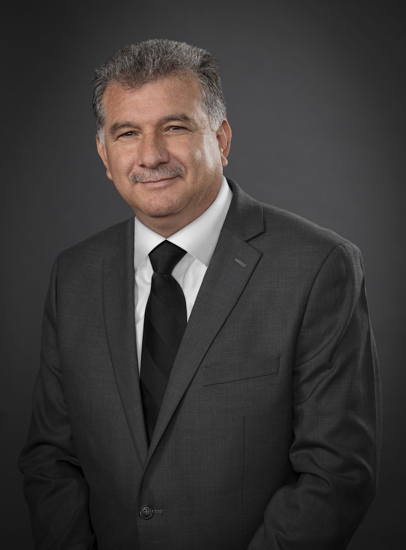 Javi Portrait-WEB2.jpg